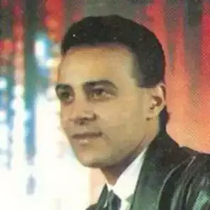عايشين