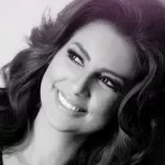 ياسمين تازى